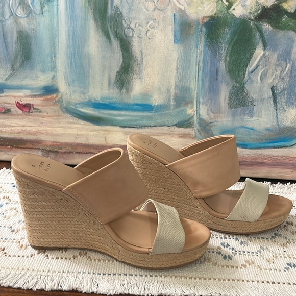 a new day Shoes - A New Day Tan and Cream Wedge Sandals with Open Toe size 9 1/2